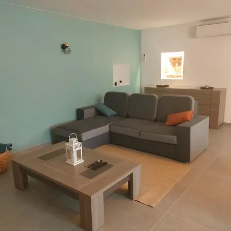 Atypique De Maubourg, De A 8 Personnes, Proche Depart Passerelle Holiday home