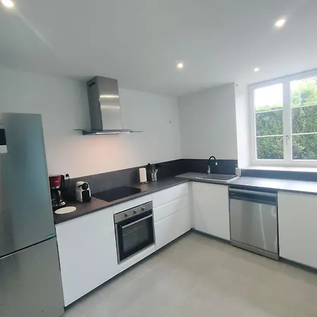 Atypique De Maubourg, De A 8 Personnes, Proche Depart Passerelle Dom wakacyjny