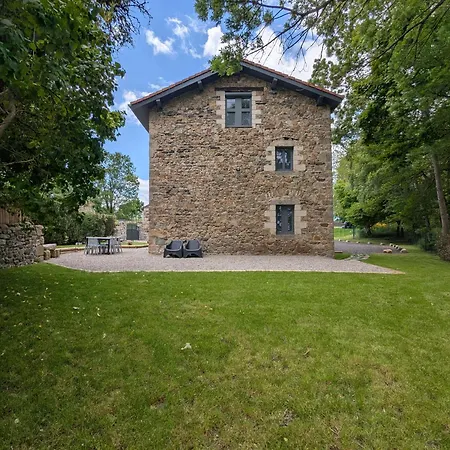 Holiday home Atypique De Maubourg, De A 8 Personnes, Proche Depart Passerelle *