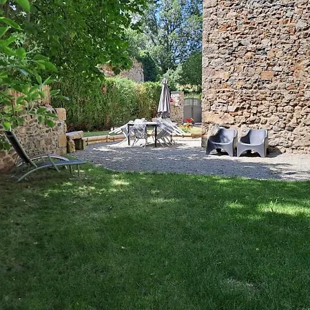 Atypique De Maubourg, De à 8 Personnes, Proche Départ Passerelle Casa de Férias